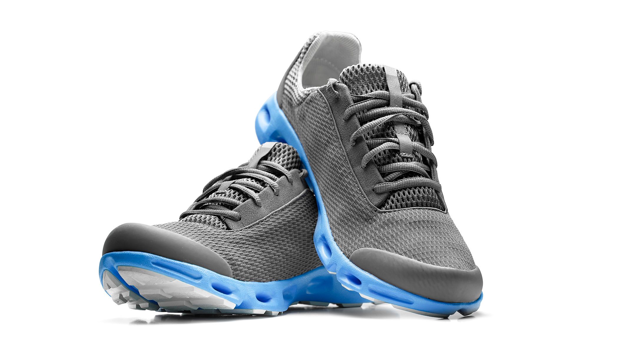 Озонирование обуви | Европейская химчистка Apetta